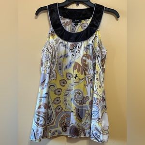 B. Wear Sleeveless Blouse Size L